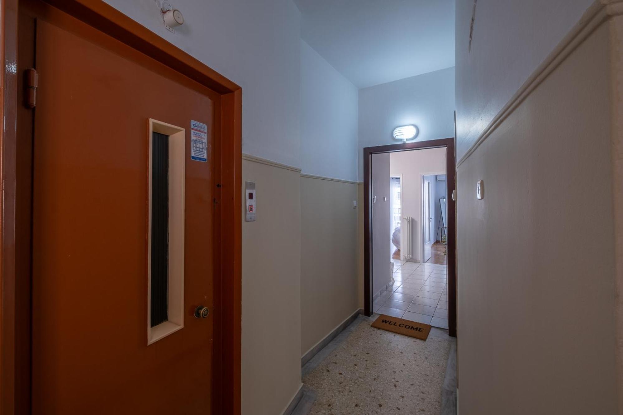 Lovely And Modern 3Bd Apartment Close To Ampelokipoi Metro เอเธนส์ ภายนอก รูปภาพ