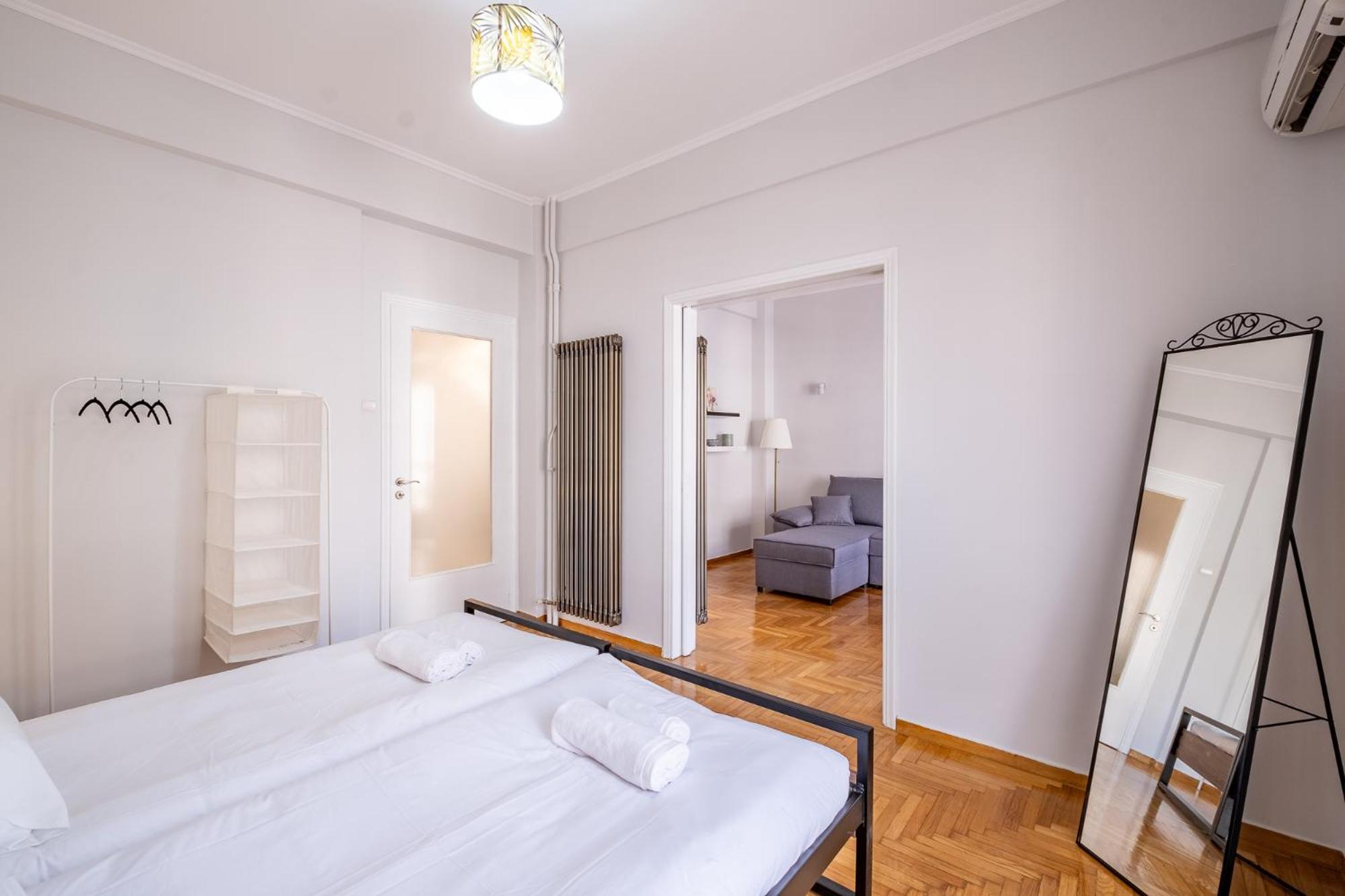 Lovely And Modern 3Bd Apartment Close To Ampelokipoi Metro เอเธนส์ ภายนอก รูปภาพ